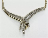 .80 Cts Diamond Crossover V Necklace 14 Kt