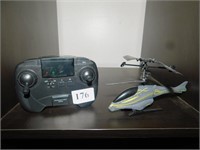 REMOTE CONTROL AIRPLANE: CHARGER IS PART OF
