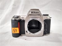 35mm Nikon N65 SLR camera body