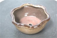 Chelsea House pottery planter