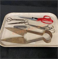 Tray Lot Of Scissors/shears