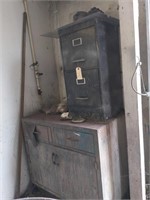 Cabinet and file cabinet - must detach from wall