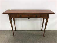 Levi Lexington Queen Anne table with one drawer