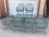 Patio table and 6 fantastic chairs