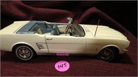1966 Ford Mustang - scale 1:24. Precision Model Ex