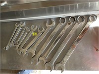 Tools 1/2" to 1 1/4" incomplete set