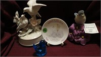 Precious Moments Mini plate on stand (copyright 19
