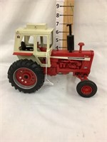 Ertl IH 1456 Tractor