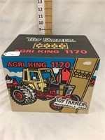 Ertl Case Agri King 1170 1996 Show Tractor, NIB