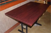 46x28" Table