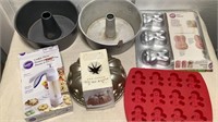Baking Molds & Cookie Press