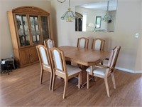 Arcese Brother Oak Dining Room Table with Leaf