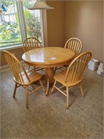 Round Oak Pedastal Table Set with 4 Chairs