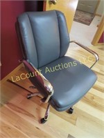 office chair excellent condition chrome arms legs