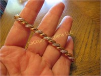 sterling silver bracelet w diamond chips