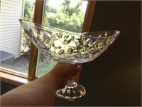 gorgeous crystal stemmed pedestal bowl