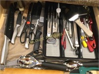 kitchen utensils Cuisinart knives tongs more