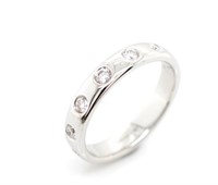 Punch set diamond and 18ct white gold ring
