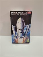 Academy Model SPACE SHUTTLE and Booster Rockets