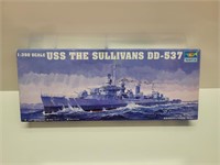 Trumpeter USS The Sulivans DD-537 Model Kit