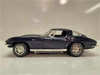 1963  Chevrolet Corvette Blue 1:18 ERTL