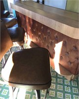 Nice Home Bar and 4 Padded Swivel Backed Stools