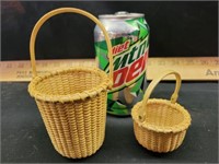 2) mini baskets