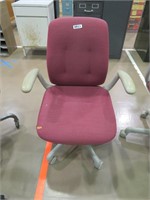 office arm chair w/wheels