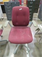 office arm chair w/wheels