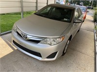 2014 TOYOTA CAMRY 80K MILES