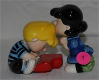 PEANUTS LUCY KISSING SCHROEDER MAGNETIC S/P