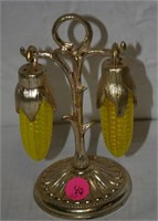 VTG HANGING EARS OF CORN W/STAND S/P SHAKERS