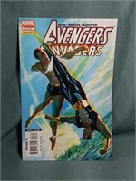 2008 Marvel Avengers Invaders #3 Comic