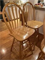Pair of swivel oak bar stools - great condition
