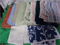9 Hand Towels / 2 Cloths