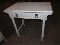 White painted table w. drawer