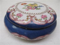 Porcelain powder box, Paris Royal