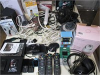 MIXED LARGE ELECTRONICS LOT PHONES/ CORDS,MORE