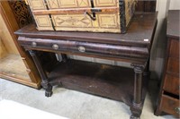 CONSOLE TABLE