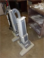 2 Commercail Grade Vacuum Cleaner