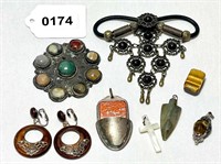 Vintage Random Jewelry Pieces Pendants