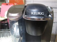 MIXED LOT OF KITCHEN TOOLS AND HOME DECOR *KEURIG*