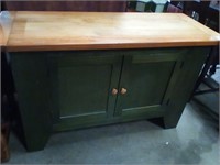 Cabinet with storage