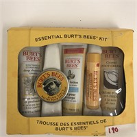 New Burt's Bees Essential Kit
