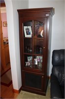 CABINET - CONTENTS NOT INCLUDED