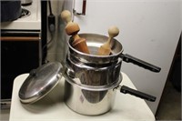 PAN WITH COLANDER