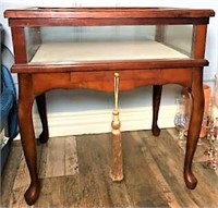 Queen Anne Display Table