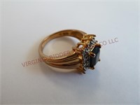 Goldtone Ring w Insets ~ Marked 925