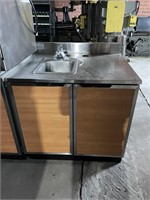 DUKE sink in cabinet 36”