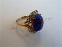 Vintage Cocktail Ring ~ Marked 18 K HGE